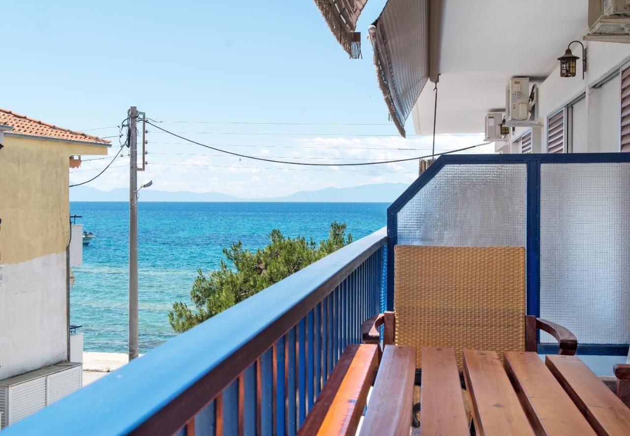 Seafront 2 Bedrooms Apartment Nea Irakleia Extérieur photo